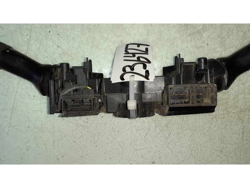 Recambio de mando luces para lexus rx 300(mcu35) 3.0 v6 cat referencia OEM IAM 173832 42101 17F655