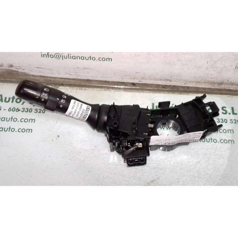 Recambio de mando luces para toyota auris hybrid active referencia OEM IAM 173832  