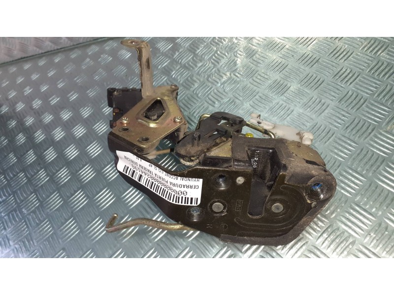Recambio de cerradura puerta trasera derecha para hyundai accent (lc) gl 4p referencia OEM IAM   