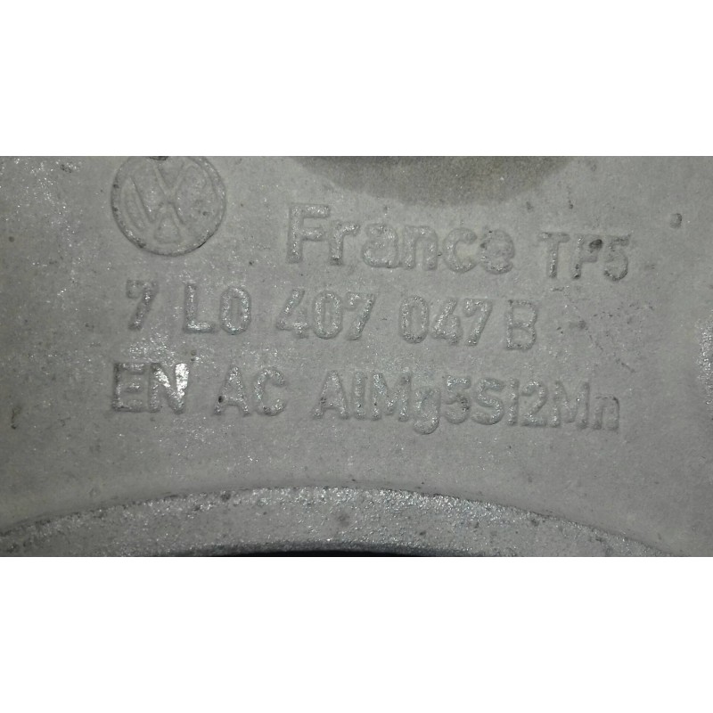 Recambio de brazo suspension superior delantero derecho para audi q7 (4l) 3.0 tdi referencia OEM IAM 7L0407047B  