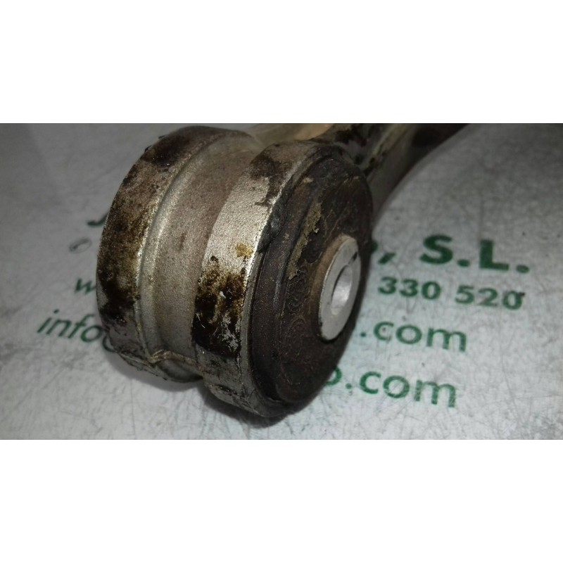 Recambio de brazo suspension superior delantero derecho para audi q7 (4l) 3.0 tdi referencia OEM IAM 7L0407047B  