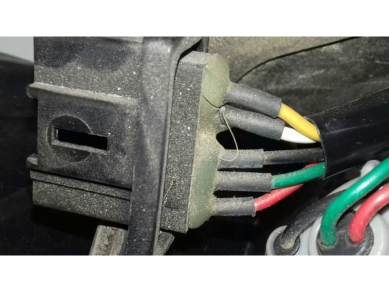 Recambio de piloto trasero izquierdo para peugeot 206 berlina x-line referencia OEM IAM   LEXUS