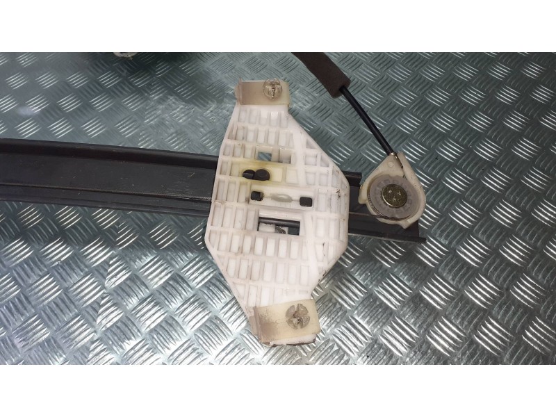 Recambio de elevalunas delantero izquierdo para hyundai accent (lc) gl 4p referencia OEM IAM   ELECTRICO