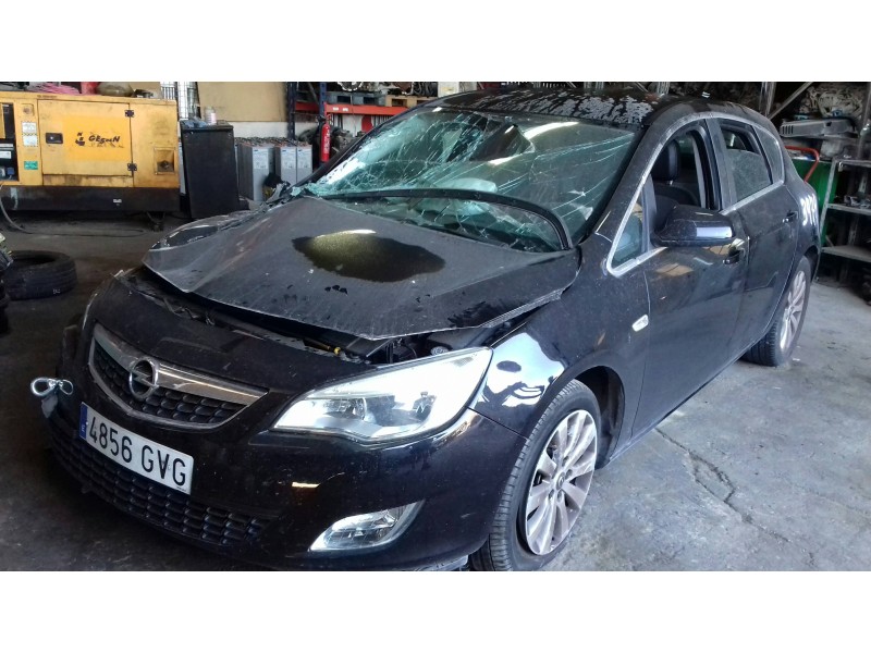 opel astra j lim. del año 2010