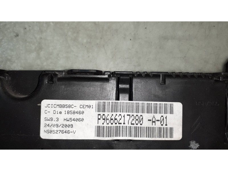 Recambio de cuadro instrumentos para citroen c4 picasso exclusive referencia OEM IAM P9666217280  281129745