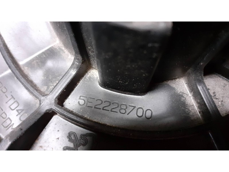 Recambio de ventilador calefaccion para citroen c4 picasso exclusive referencia OEM IAM 5E2228700  SIN RESISTENCIA