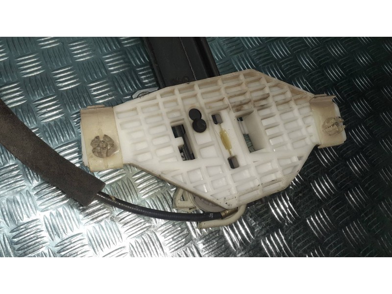 Recambio de elevalunas delantero derecho para hyundai accent (lc) gl 4p referencia OEM IAM   ELECTRICO