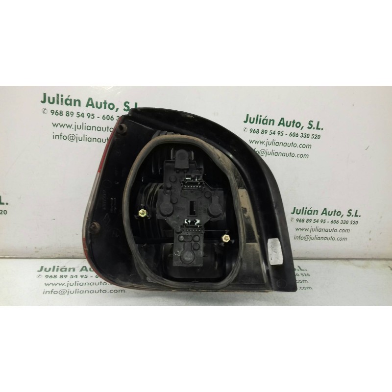 Recambio de piloto trasero derecho para renault megane i scenic (ja0) 1.6e alize referencia OEM IAM 2341D  VALEO