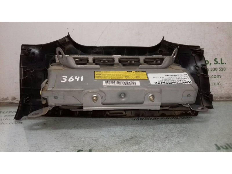 Recambio de airbag delantero izquierdo para toyota auris hybrid active referencia OEM IAM 2J0M75811M34  AIRBAG DE RODILLA