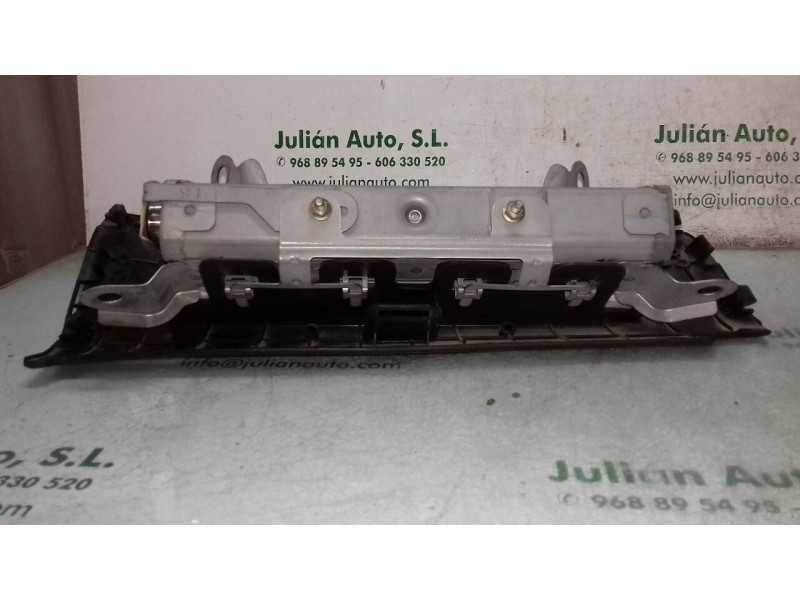Recambio de airbag delantero izquierdo para toyota auris hybrid active referencia OEM IAM 2J0M75811M34  AIRBAG DE RODILLA