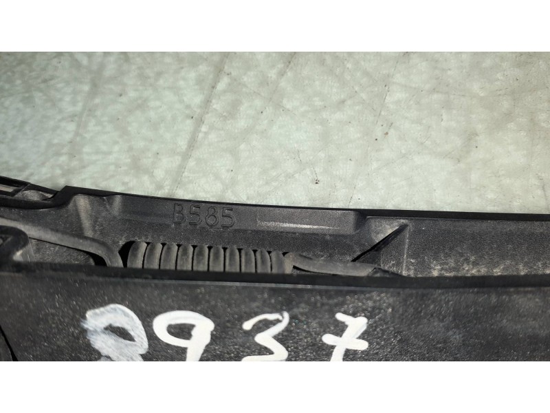 Recambio de brazo limpia trasero para citroen c4 picasso exclusive referencia OEM IAM B585  