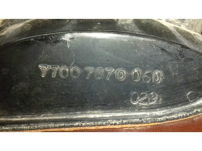 Recambio de piloto trasero izquierdo para renault 19 hatchback (b/c53) tr referencia OEM IAM 77007870060  