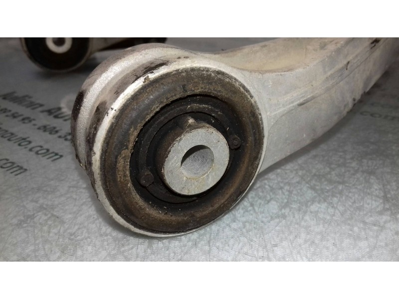 Recambio de brazo suspension superior delantero izquierdo para audi q7 (4l) 3.0 tdi referencia OEM IAM 7L0407047B  