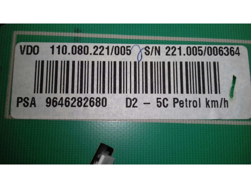 Recambio de cuadro instrumentos para peugeot 407 st confort pack referencia OEM IAM 9646282680 110080221005 VDO