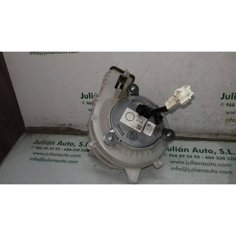 Recambio de motor calefaccion para toyota auris hybrid active referencia OEM IAM G923047070 1173003891 DENSO