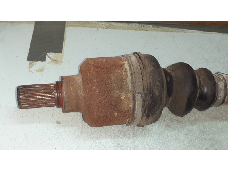 Recambio de transmision delantera derecha para peugeot 206 berlina xt referencia OEM IAM 9634393680  