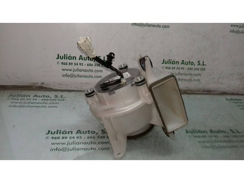 Recambio de motor calefaccion para toyota auris hybrid active referencia OEM IAM G923047070 1173003891 DENSO