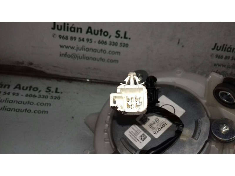 Recambio de motor calefaccion para toyota auris hybrid active referencia OEM IAM G923047070 1173003891 DENSO