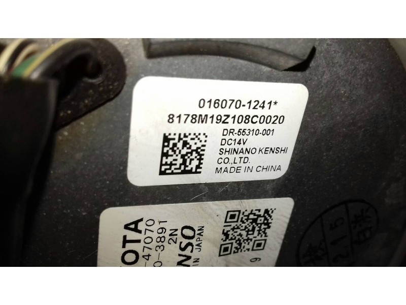 Recambio de motor calefaccion para toyota auris hybrid active referencia OEM IAM G923047070 1173003891 DENSO