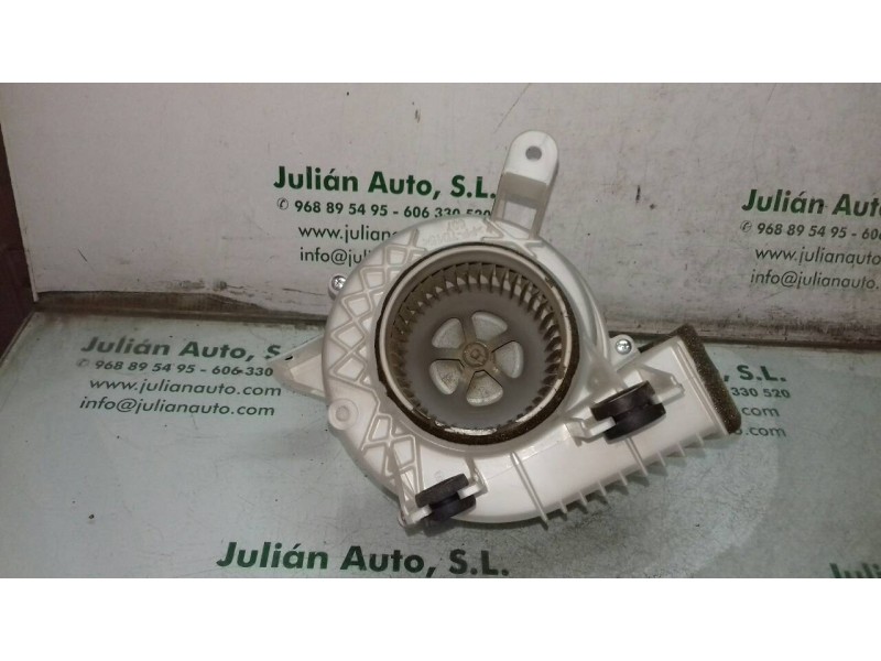 Recambio de motor calefaccion para toyota auris hybrid active referencia OEM IAM G923047070 1173003891 DENSO