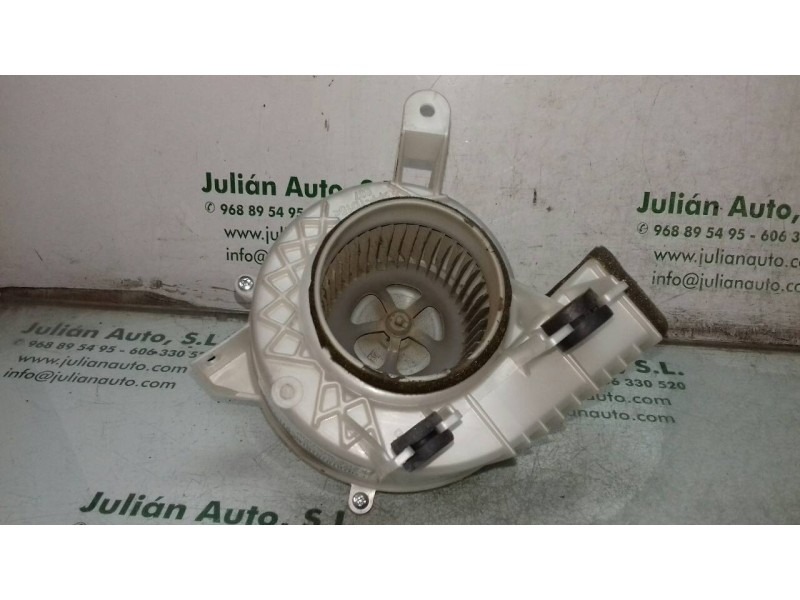 Recambio de motor calefaccion para toyota auris hybrid active referencia OEM IAM G923047070 1173003891 DENSO