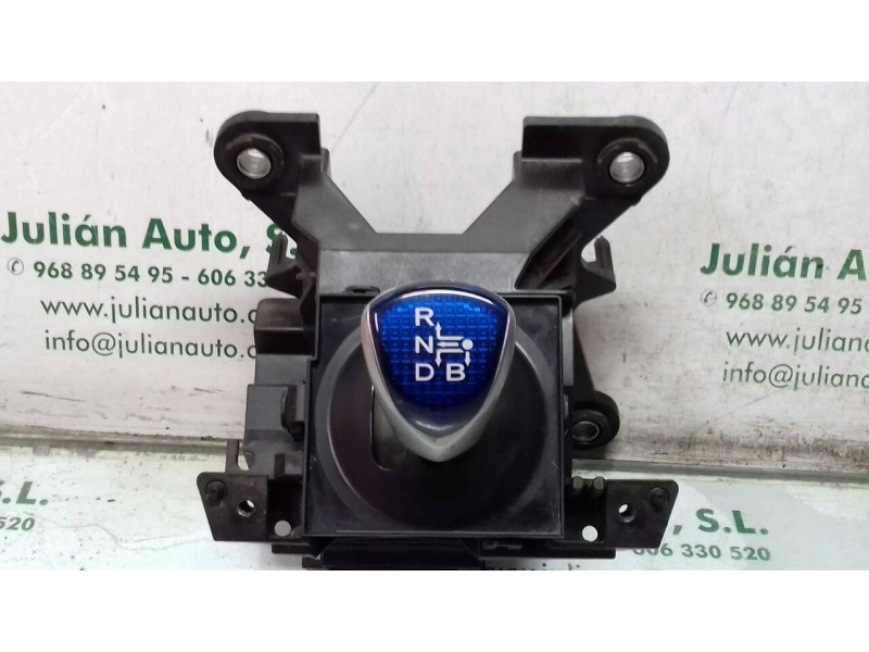 Recambio de palanca cambio para toyota auris hybrid active referencia OEM IAM PA66GF33  