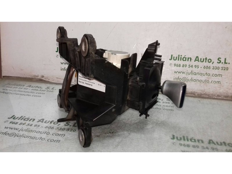 Recambio de palanca cambio para toyota auris hybrid active referencia OEM IAM PA66GF33  