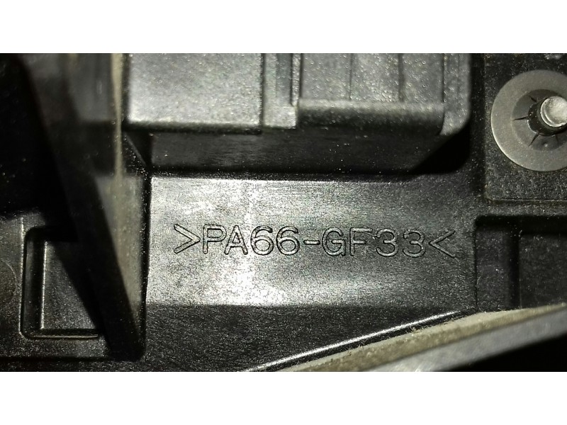 Recambio de palanca cambio para toyota auris hybrid active referencia OEM IAM PA66GF33  