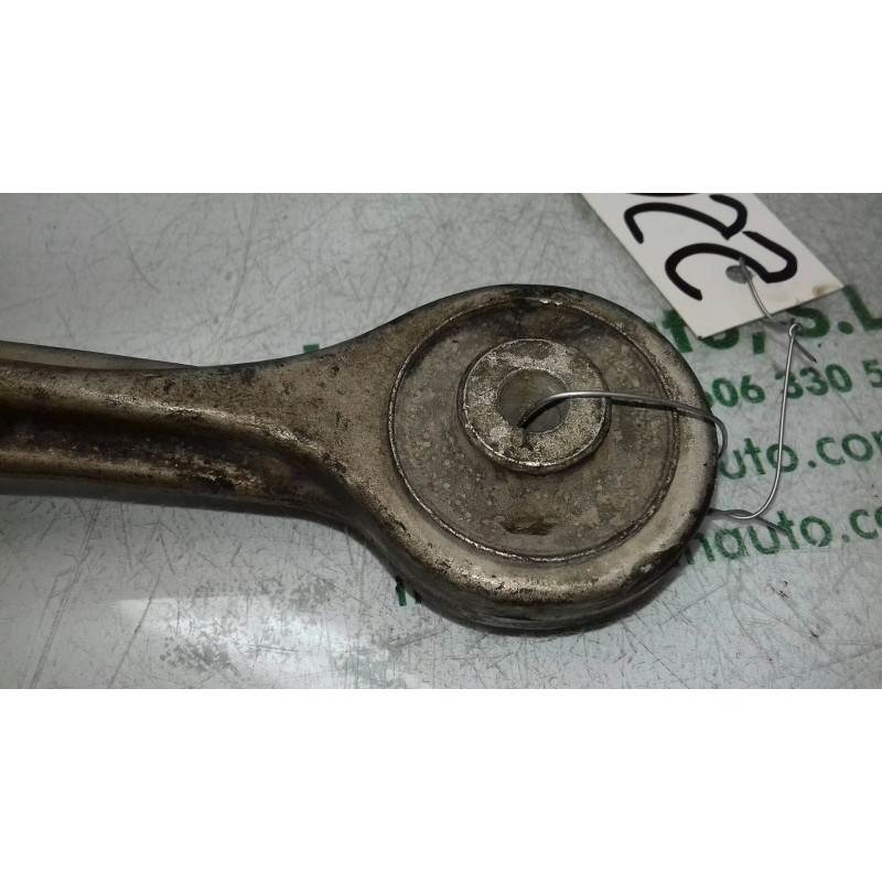 Recambio de brazo suspension superior delantero derecho para volkswagen passat berlina (3b2) comfortline referencia OEM IAM 4B04