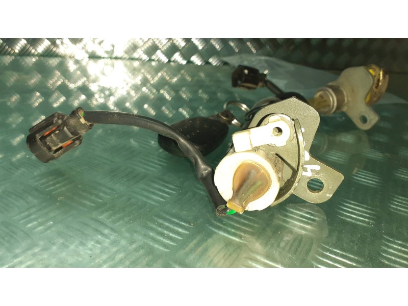 Recambio de juego bombines para hyundai accent (lc) gl 4p referencia OEM IAM   DOS DELANTERAS