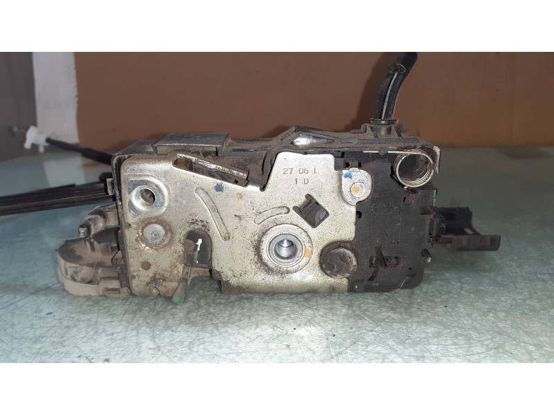 Recambio de cerradura puerta delantera derecha para peugeot 207 sport referencia OEM IAM 24099816 24097816 24095816