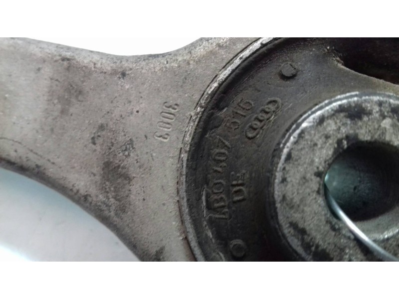 Recambio de brazo suspension superior delantero derecho para volkswagen passat berlina (3b2) comfortline referencia OEM IAM 4B04