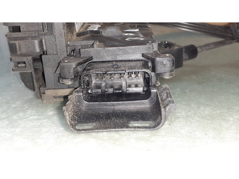 Recambio de cerradura puerta delantera derecha para peugeot 207 sport referencia OEM IAM 24099816 24097816 24095816