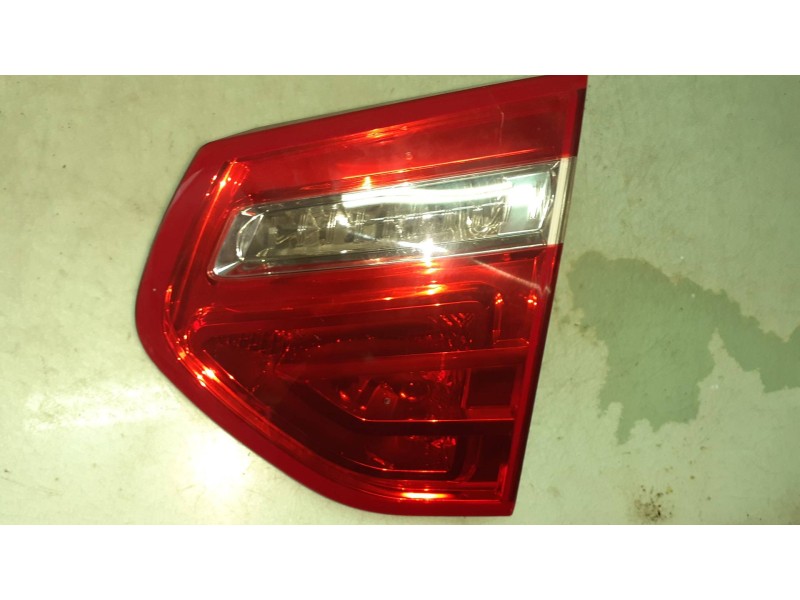 Recambio de piloto trasero derecho interior para citroen c4 picasso exclusive referencia OEM IAM 9653547677  