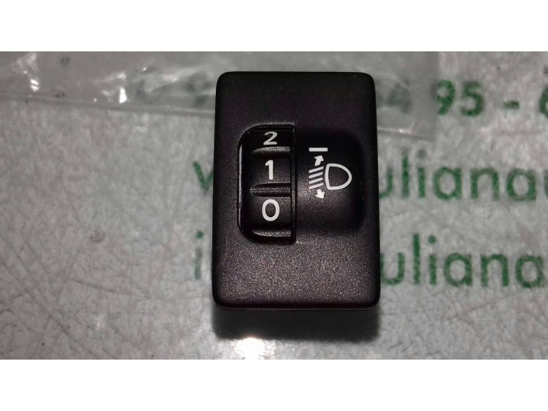 Recambio de mando luces para toyota auris hybrid active referencia OEM IAM 8415202040  4 PINES