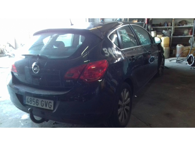 opel astra j lim. del año 2010