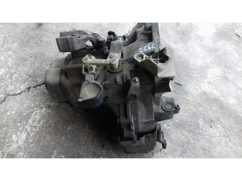 Recambio de caja cambios para peugeot 207 sw confort referencia OEM IAM 20CQ74  5 VELOCIDADES