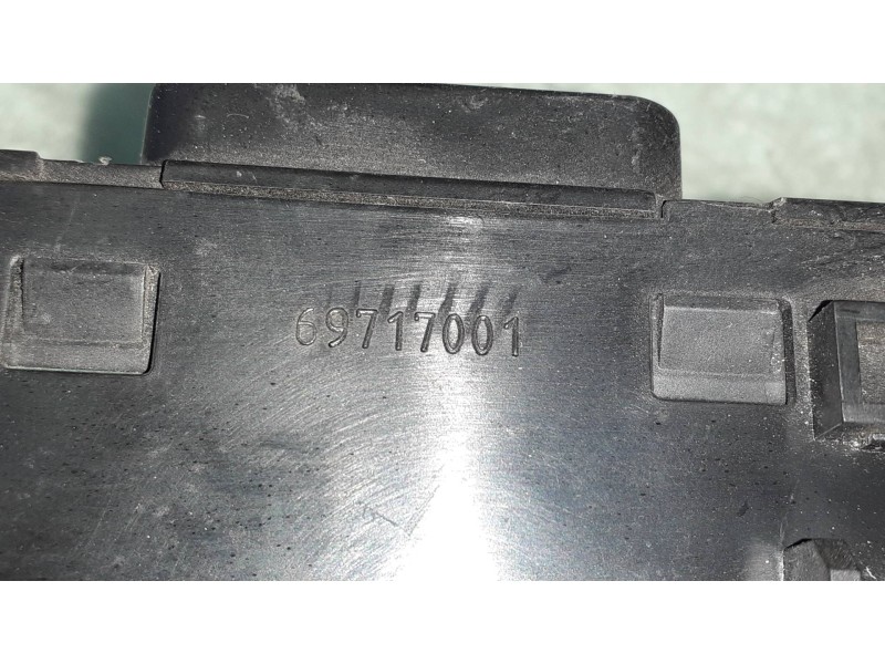 Recambio de mando calefaccion / aire acondicionado para peugeot 207 sport referencia OEM IAM 69717001  VALEO