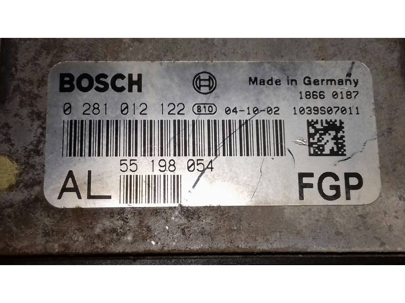 Recambio de centralita motor uce para opel astra h ber. cosmo referencia OEM IAM 55198054 0281012122 BOSCH