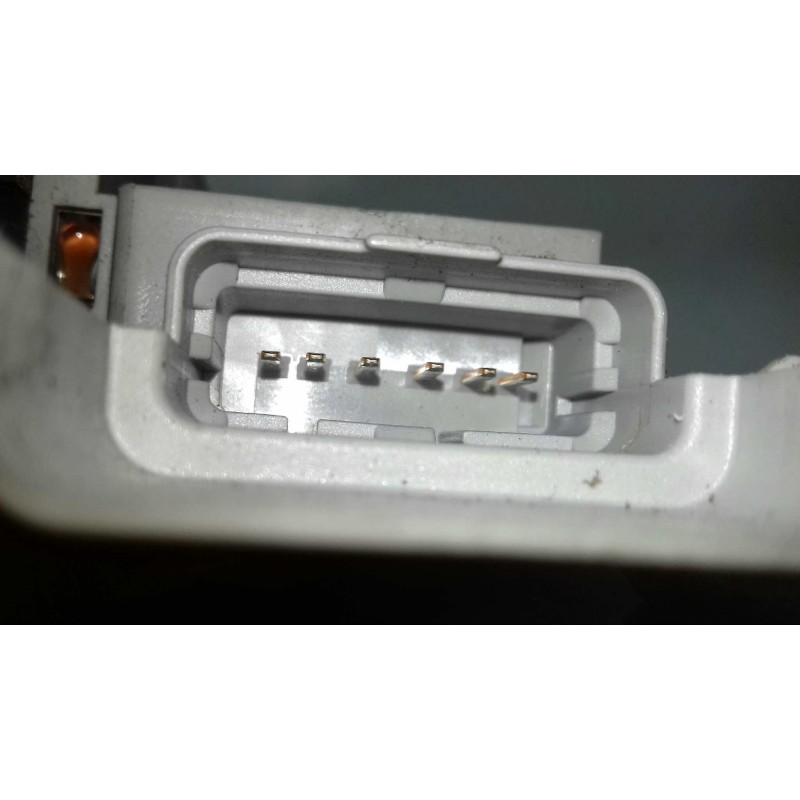 Recambio de cerradura puerta trasera derecha para peugeot 407 st confort pack referencia OEM IAM  GRIS 6 PINES