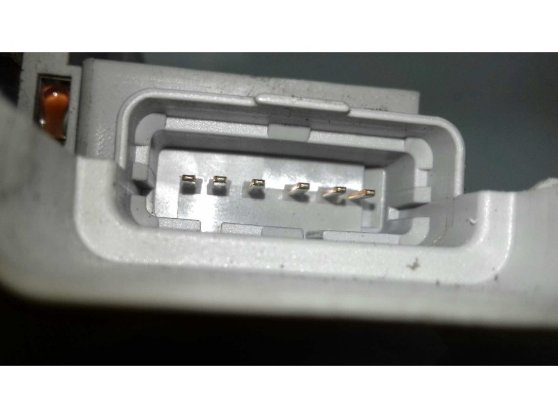 Recambio de cerradura puerta trasera derecha para peugeot 407 st confort pack referencia OEM IAM  GRIS 6 PINES