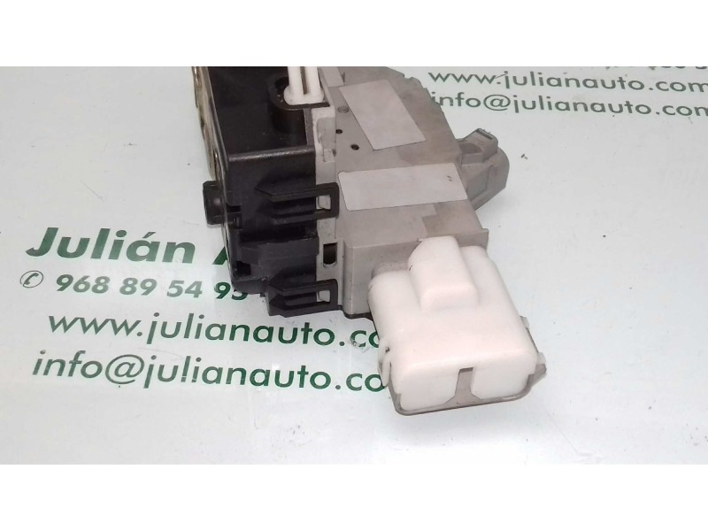 Recambio de cerradura puerta trasera derecha para peugeot 407 st confort pack referencia OEM IAM  GRIS 6 PINES