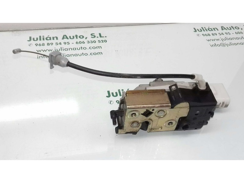 Recambio de cerradura puerta trasera derecha para peugeot 407 st confort pack referencia OEM IAM  GRIS 6 PINES