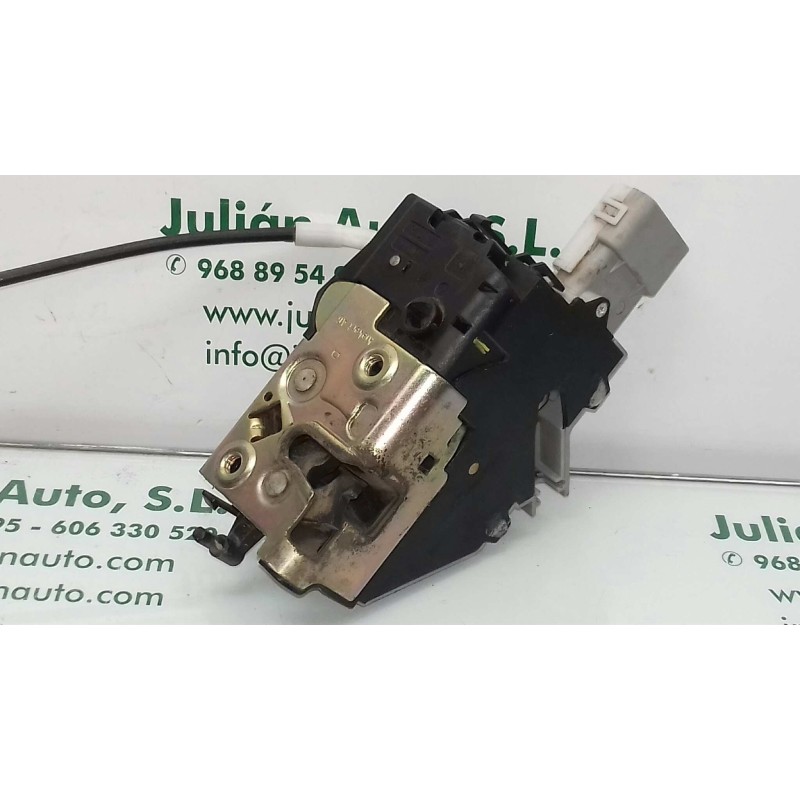 Recambio de cerradura puerta delantera derecha para peugeot 407 st confort pack referencia OEM IAM  GRIS 6 PINES