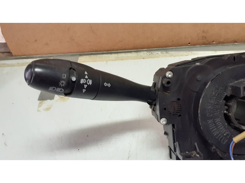 Recambio de mando luces para peugeot 207 sport referencia OEM IAM 96630724XT VALEO COM2005