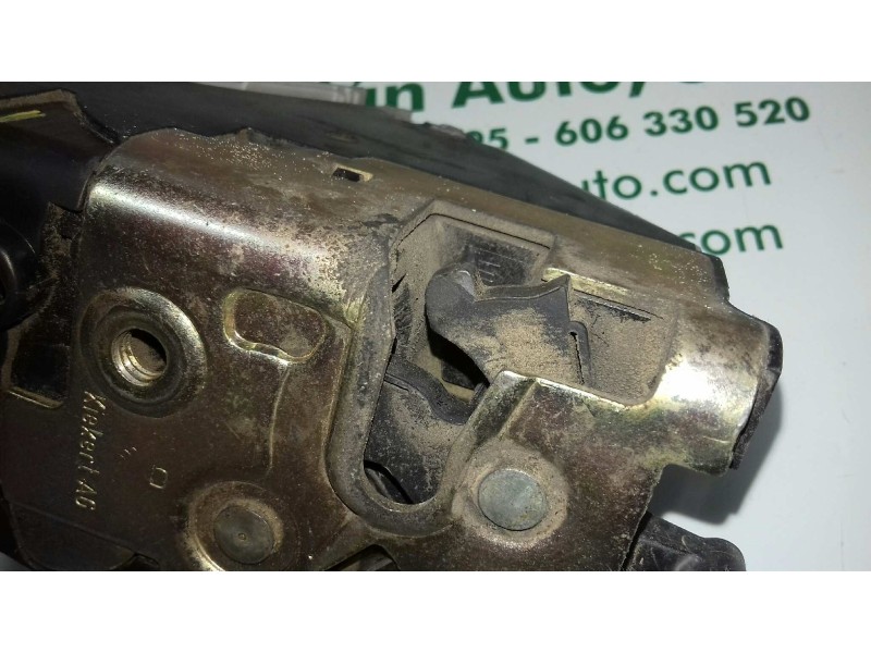 Recambio de cerradura puerta delantera derecha para peugeot 407 st confort pack referencia OEM IAM  GRIS 6 PINES