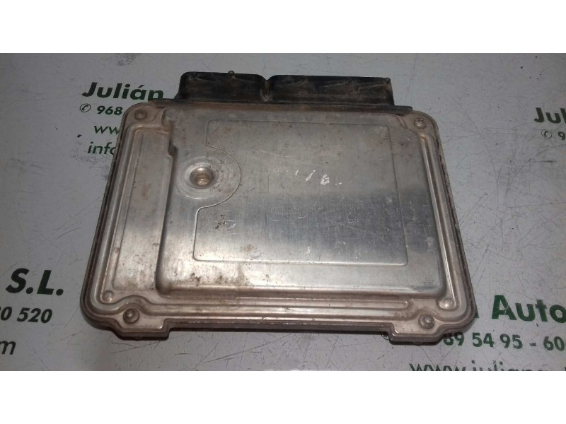 Recambio de centralita motor uce para opel vectra c berlina essentia referencia OEM IAM 0281011914 55193968 BOSCH