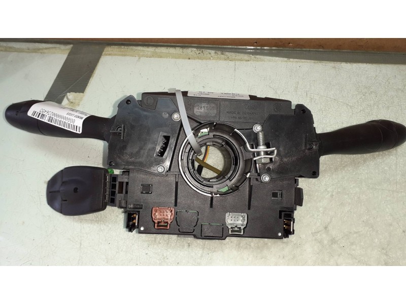 Recambio de mando luces para peugeot 207 sport referencia OEM IAM 96630724XT VALEO COM2005