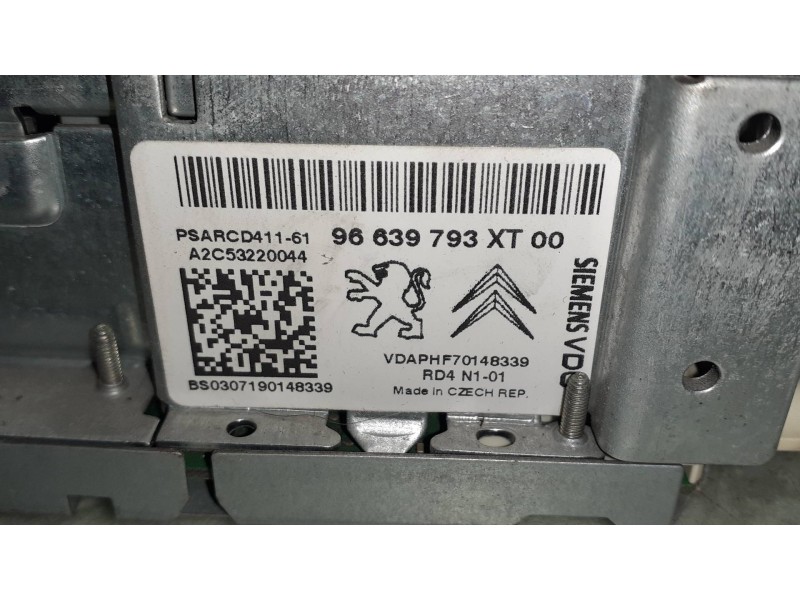 Recambio de sistema audio / radio cd para peugeot 207 sport referencia OEM IAM 96639793XT  SIEMENS