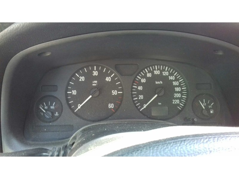 opel astra g berlina del año 2003